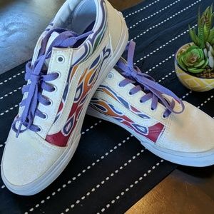 Van old school w/ flames